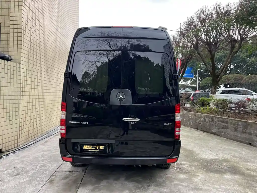 Mercedes-Benz Sprinter — миниатюра 6