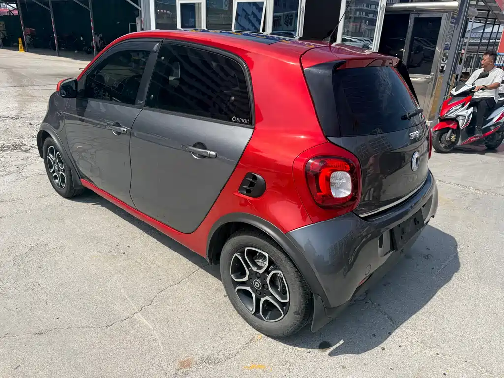smart Smart Forfour — миниатюра 7