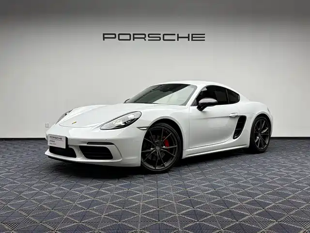 2020 Porsche 718