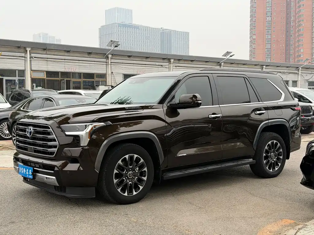 Toyota Sequoia