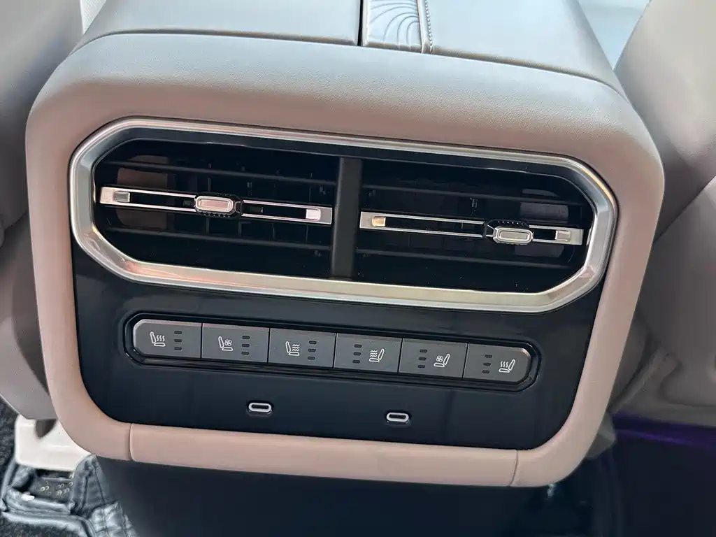 Zongheng Zongheng G700 — миниатюра 7
