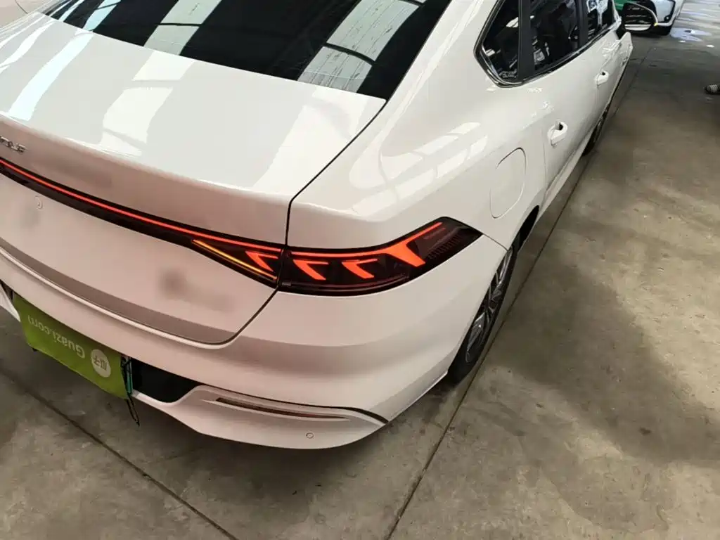 BYD Qin Plus PLUS 2023 Champion DM-i 55KM