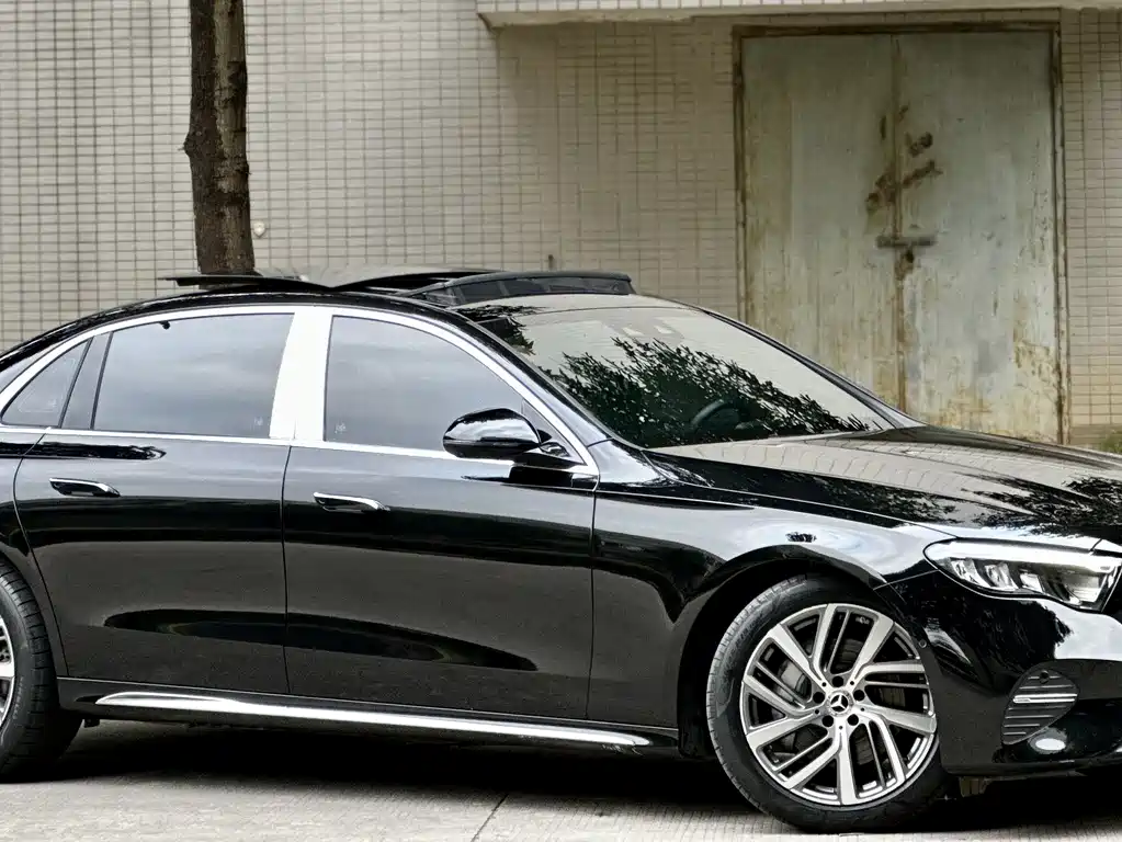 Mercedes-Benz E-Class E 2024 E 300 L Fashion