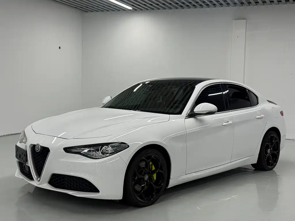 Купить Alfa Romeo Giulia