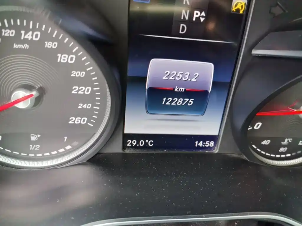 Mercedes-Benz C-Class (Import) — миниатюра 5