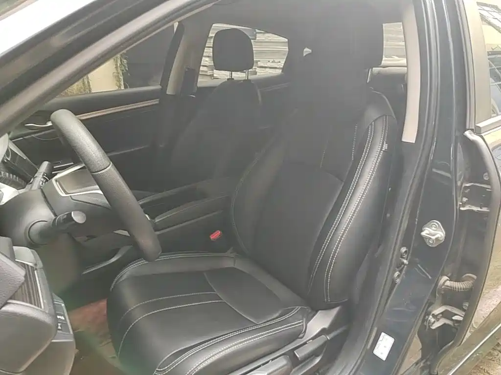 Honda Civic — миниатюра 15