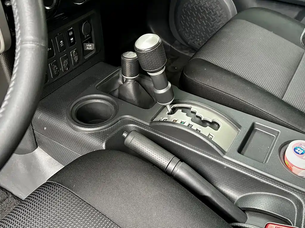 Toyota FJ Cruiser — миниатюра 14
