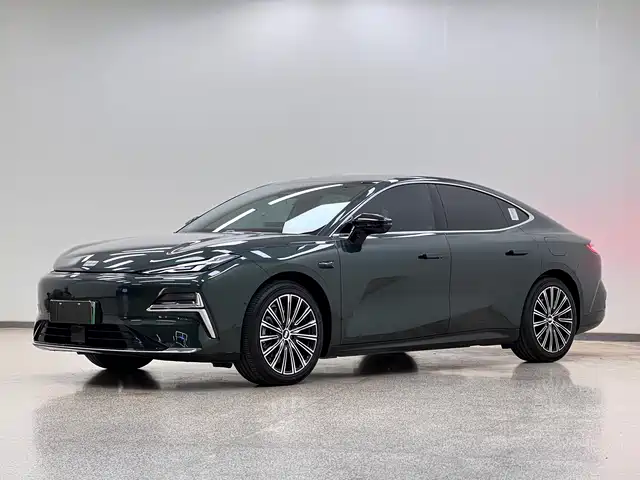 2025 Geely Galaxy Xingyao 8