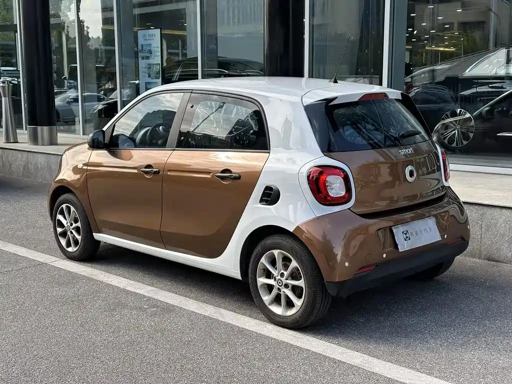 smart Smart Forfour — миниатюра 6