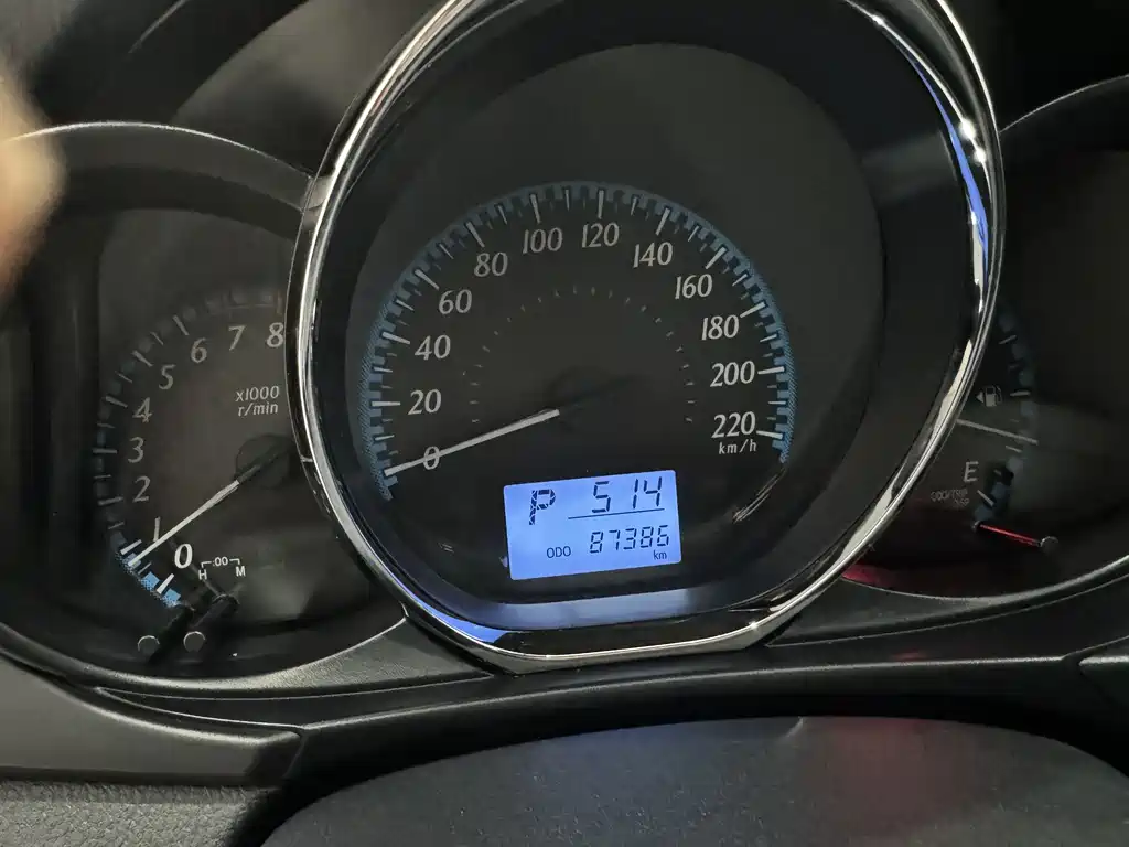 TOYOTA YARIS L TO ENJOY