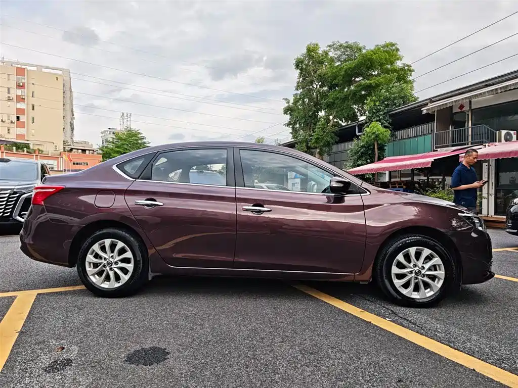 Nissan Sylphy 2018 1.6XV CVT Premium