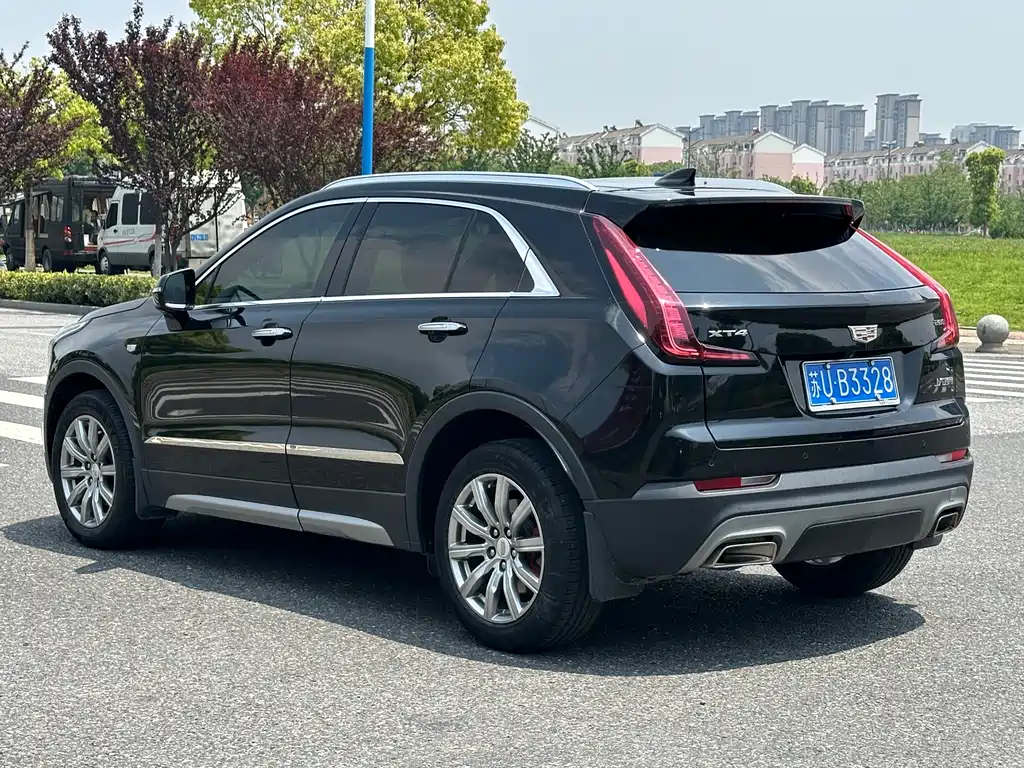 Cadillac XT4 2020 28T Lead