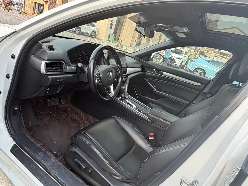Honda Inspire — миниатюра 7