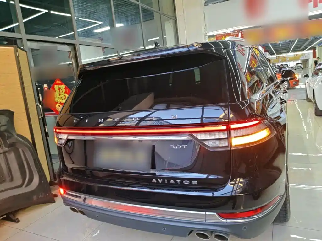 Lincoln Aviator — миниатюра 6