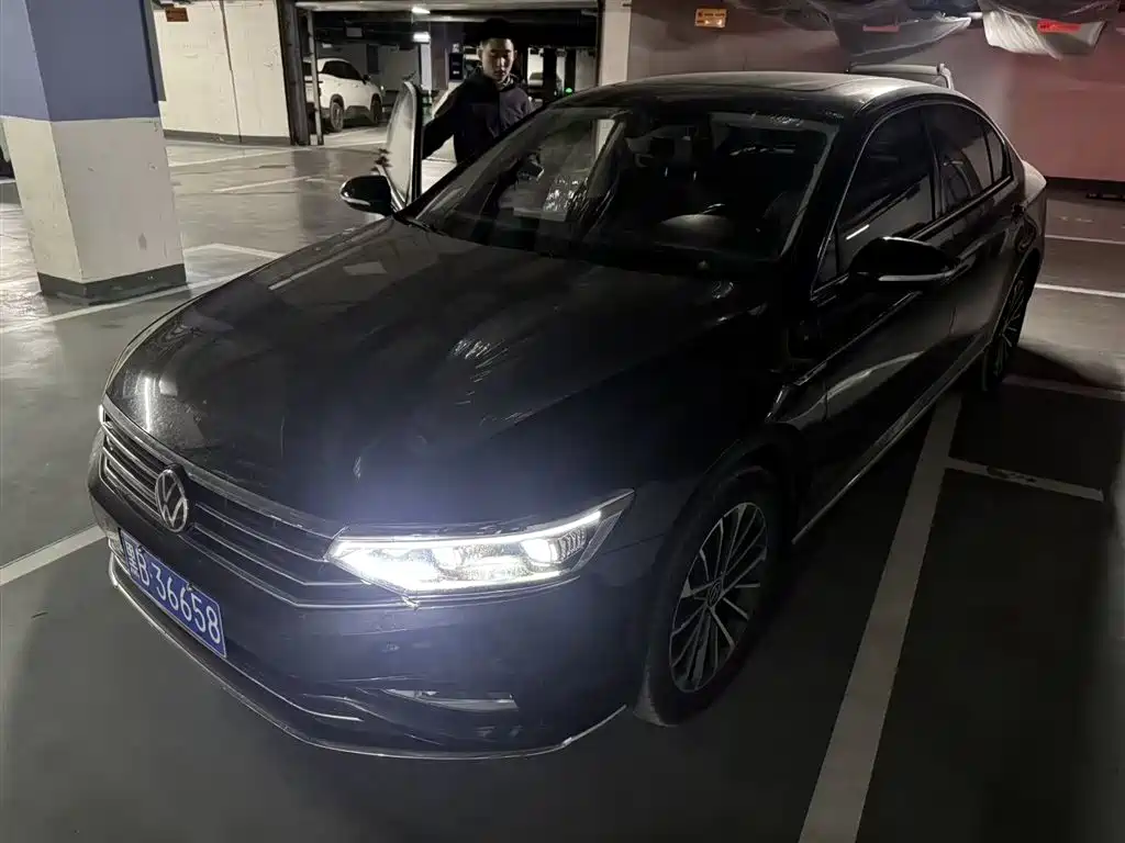 Volkswagen Magotan 2021
