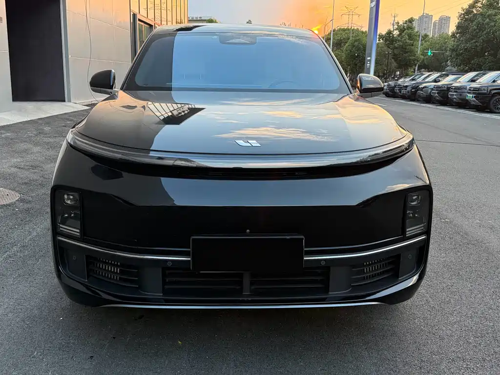 Li Auto IDEAL L8