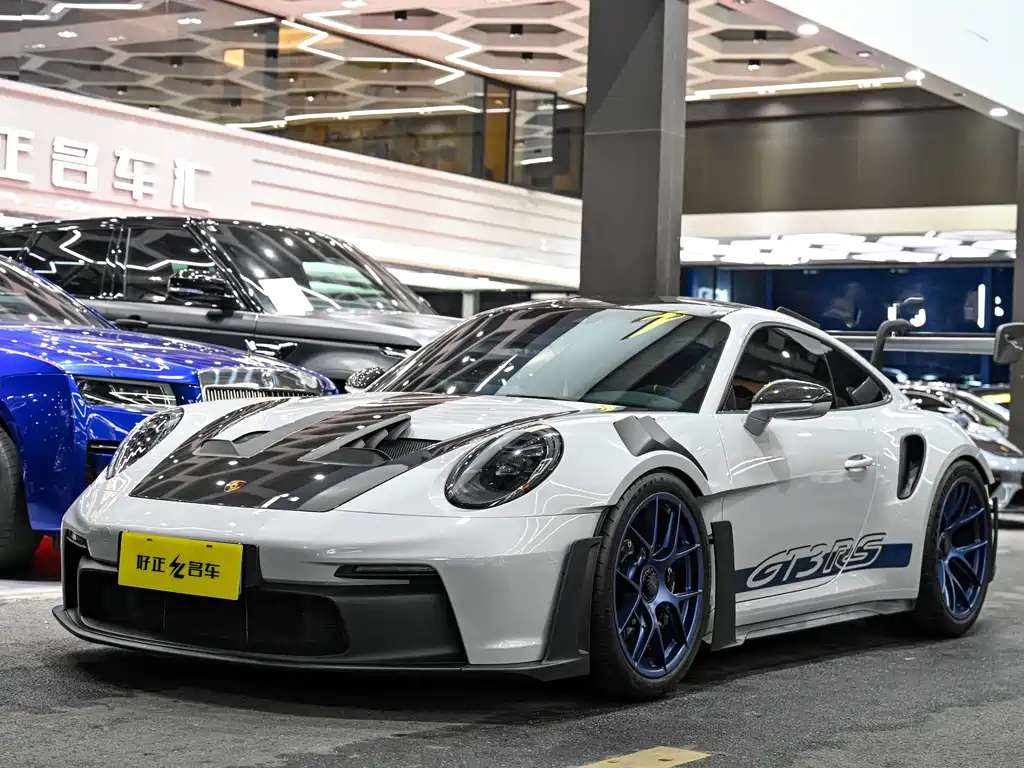 Porsche 911 2025