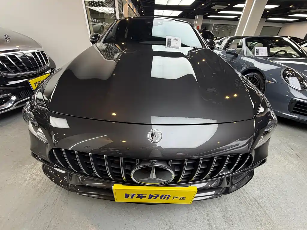 MERCEDES-BENZ AMG GT