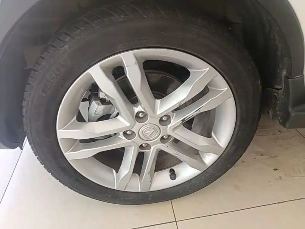 Changan CS35 — миниатюра 23