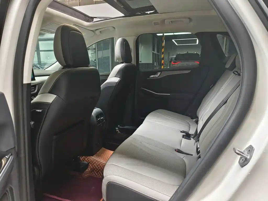 Ford Escape — миниатюра 9