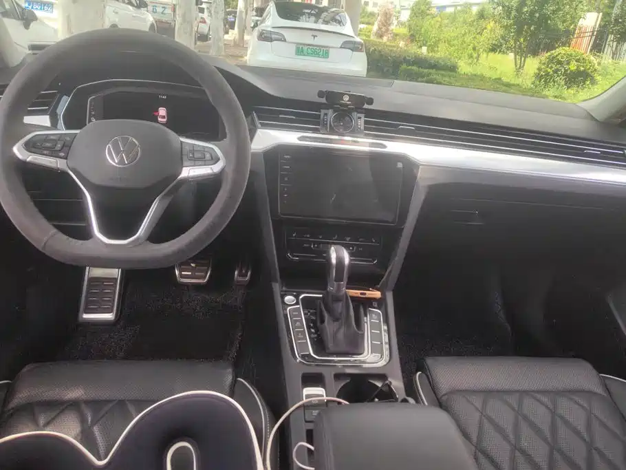 Volkswagen 迈腾 PHEV — миниатюра 12