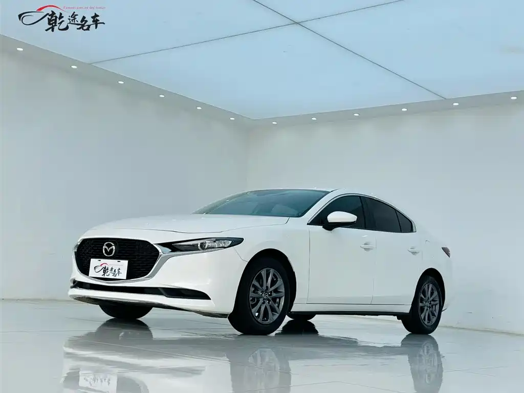 Купить Mazda 3 Axela