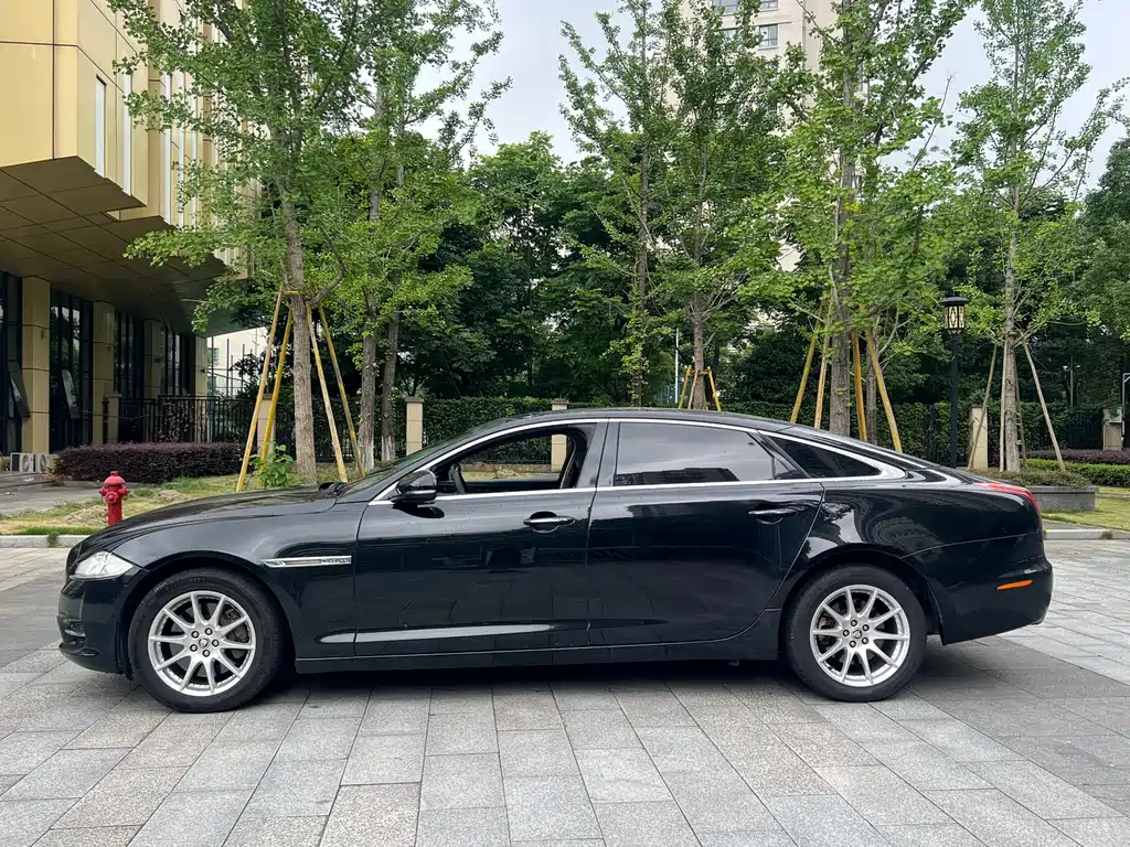 Jaguar XJ 2012 XJL 3.0