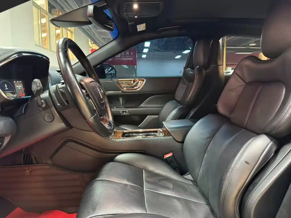 Lincoln Continental — миниатюра 8