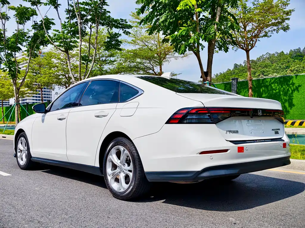Honda Accord 2023 260TURBO Smart