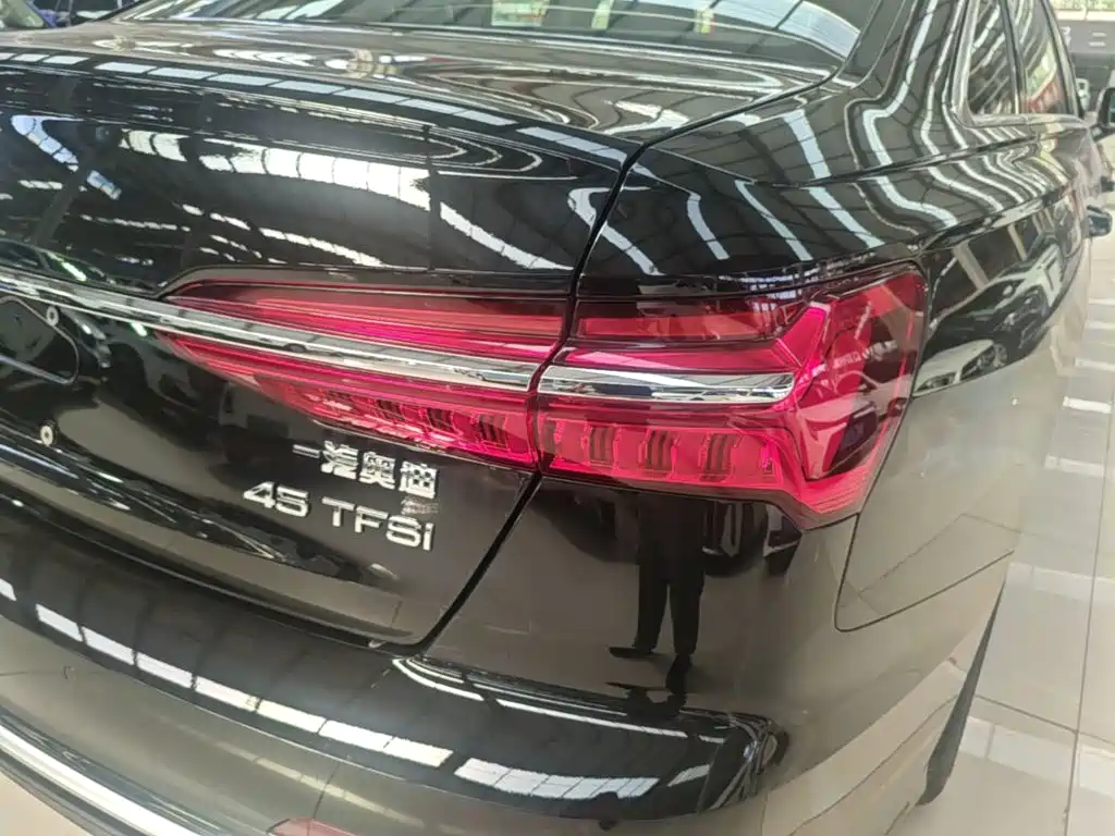 Audi A6L — миниатюра 8