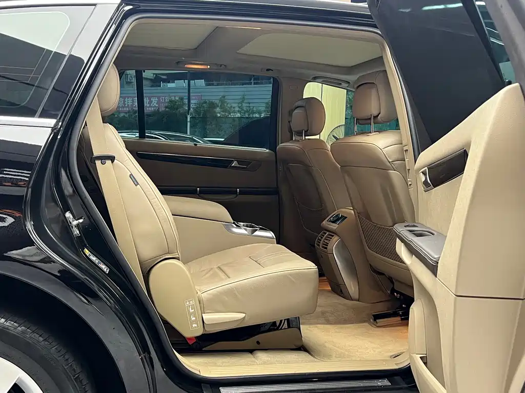 Mercedes-Benz R-Class — миниатюра 27
