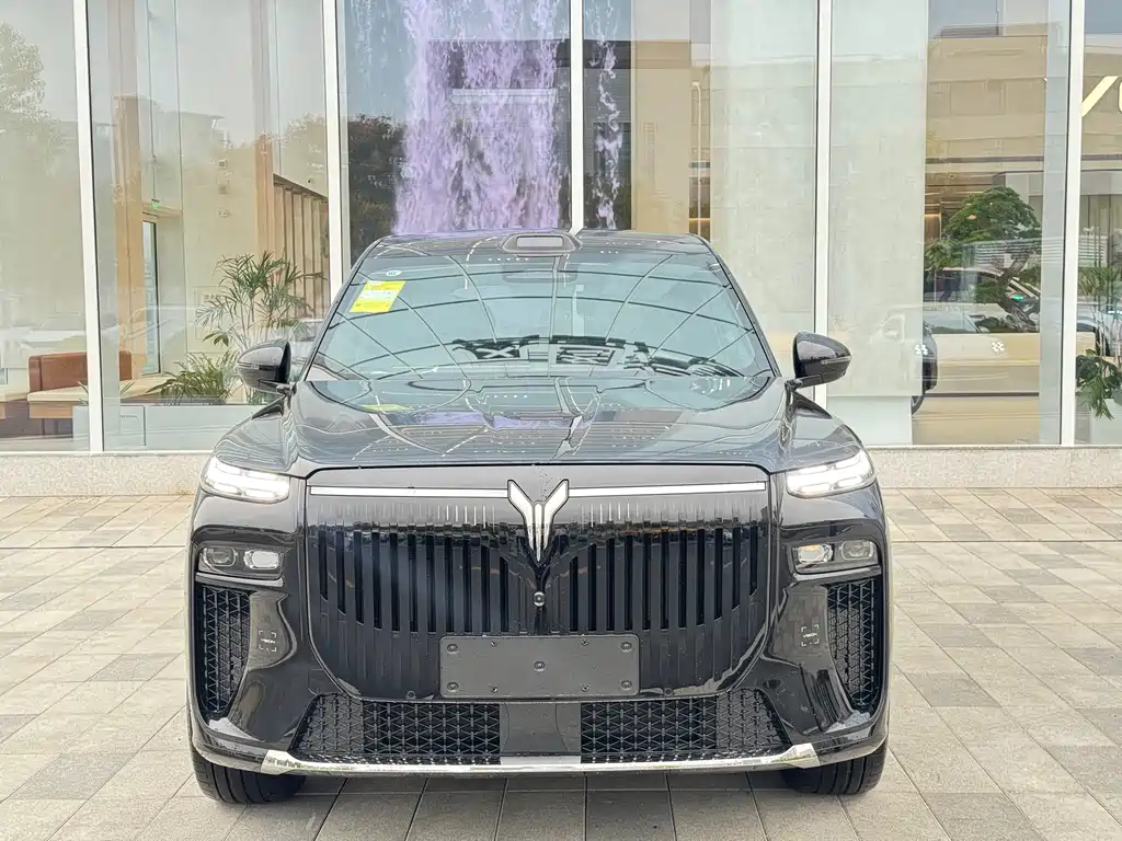 VOYAH Taishan X8 — миниатюра 3