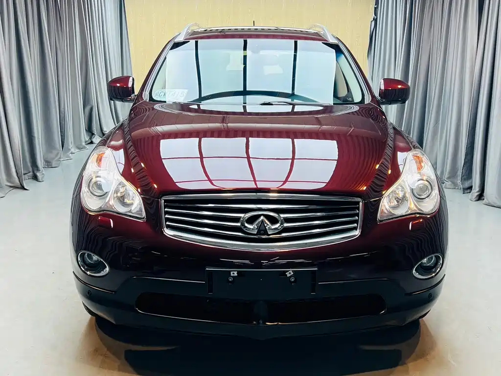 Infiniti QX50 2013 2.5L