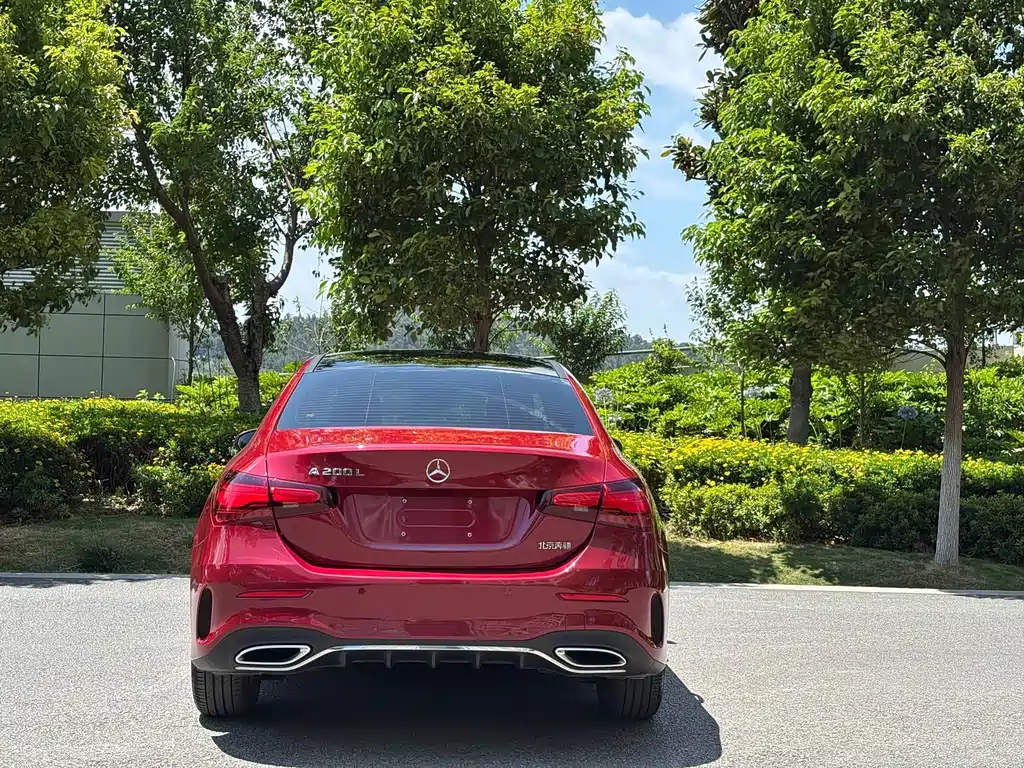 Mercedes-Benz A-Class A 2024 A 200 L Fashion