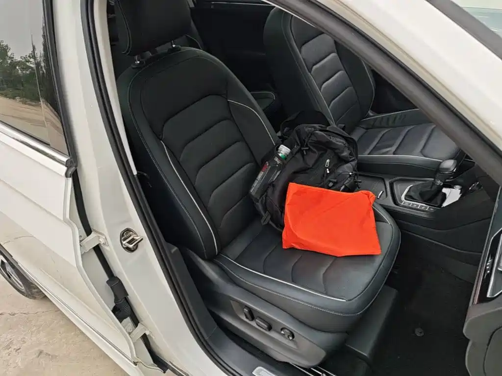 Volkswagen Tiguan L — миниатюра 25