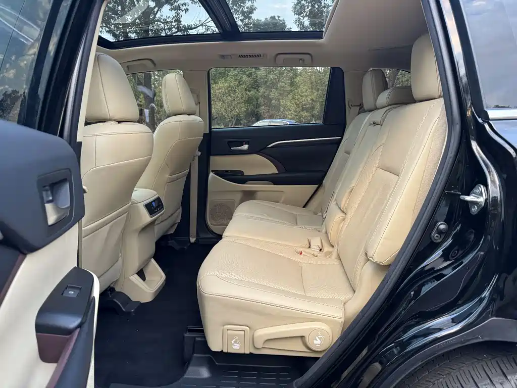 Toyota Highlander 2017