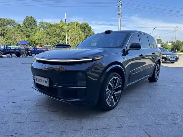 2023 Li Xiang L9