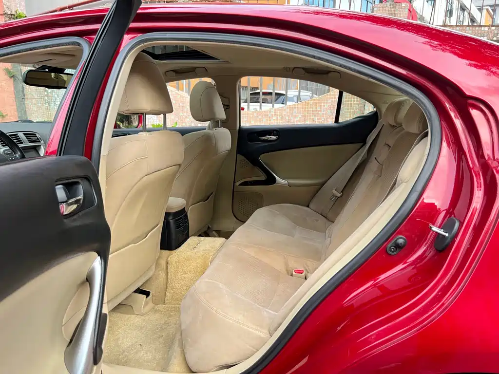 Lexus IS 2007 300