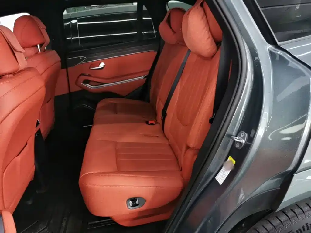 BYD Tang L — миниатюра 17