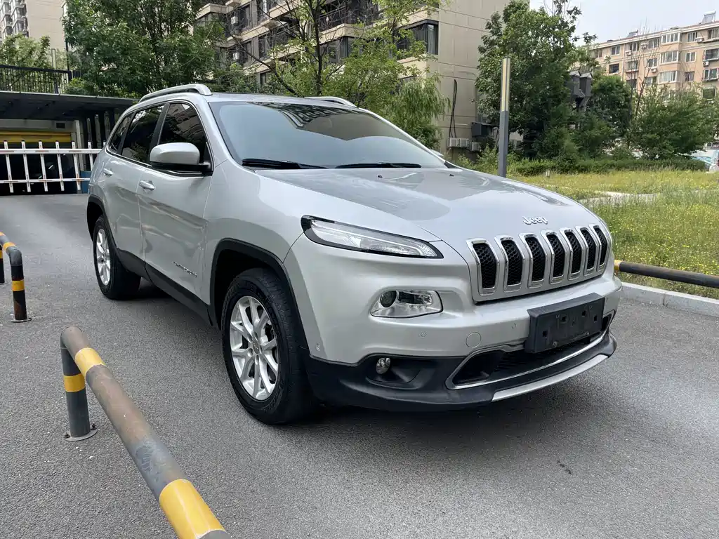 JEEP FREE LIGHT