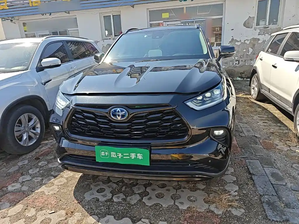 Toyota Highlander — миниатюра 3