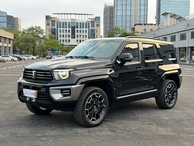 2024 TANK 700