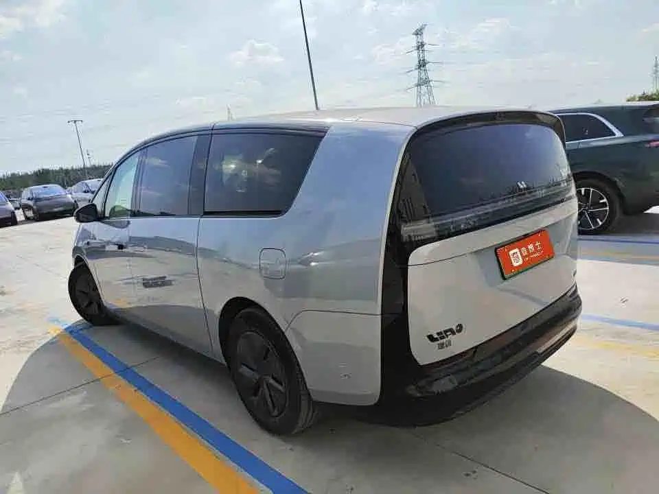 Li Auto Li MEGA — миниатюра 3