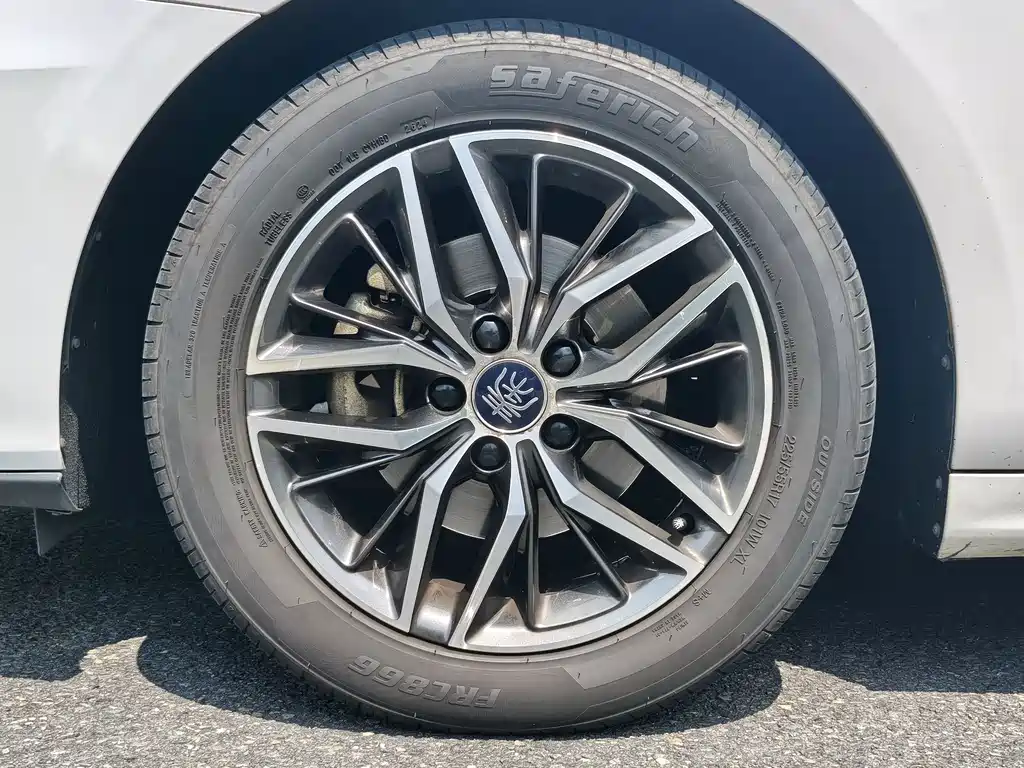 BYD Qin Pro NEV — миниатюра 10