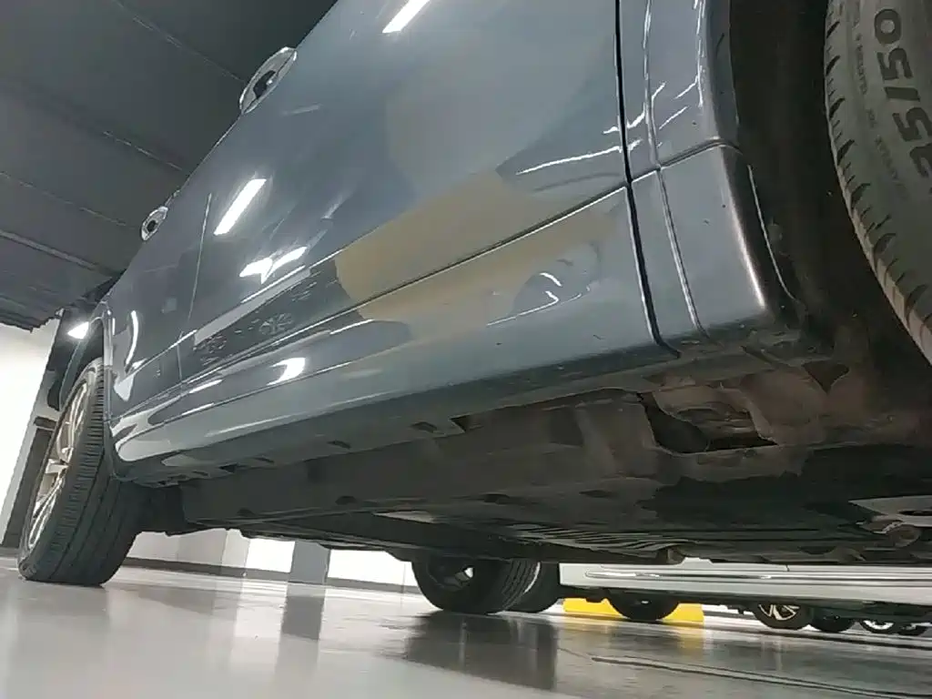 Land Rover Discovery Sport Hybrid — миниатюра 21