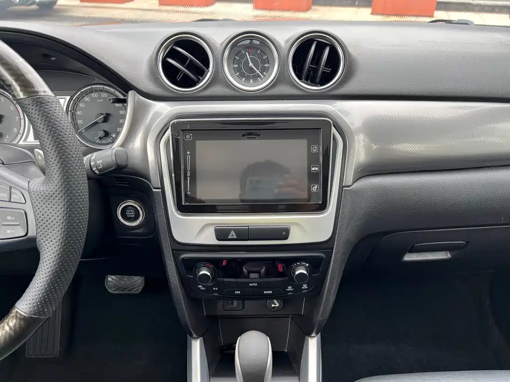 Suzuki Vitara — миниатюра 14