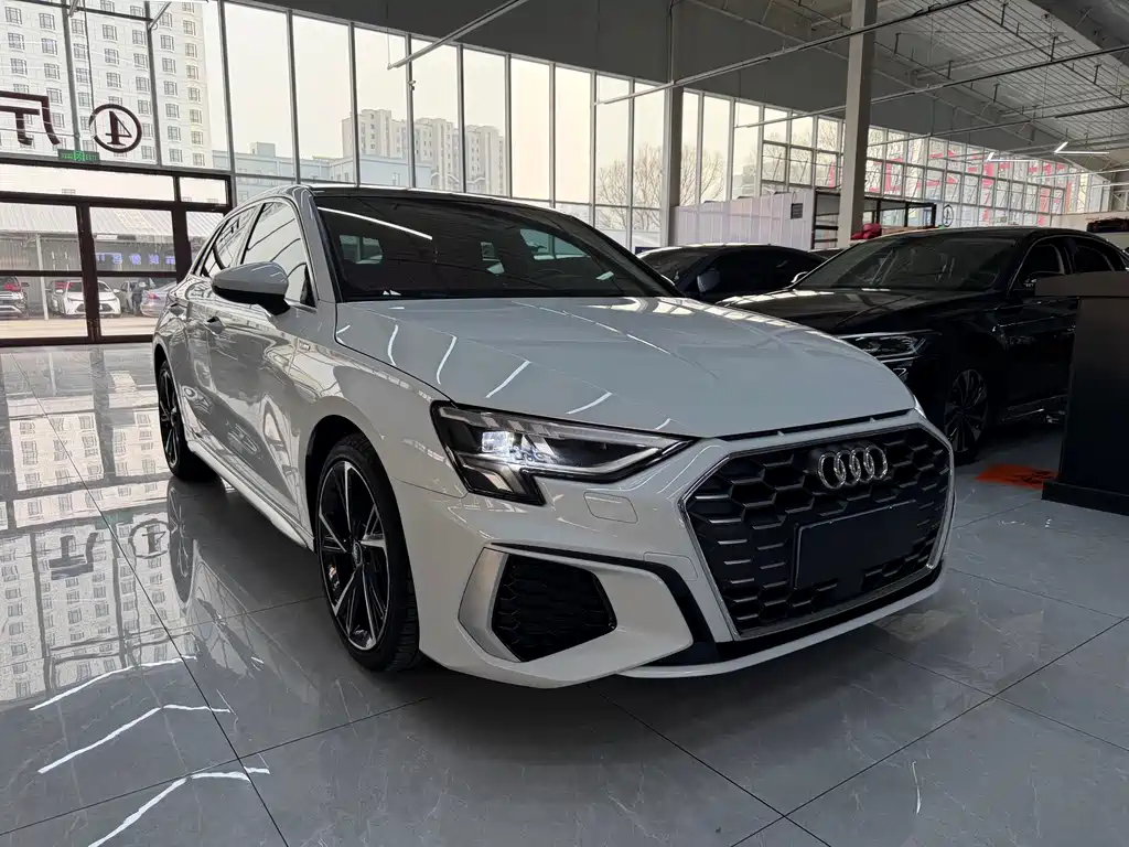Audi A3 2022 Sportback 35 TFSI Fashion Sport