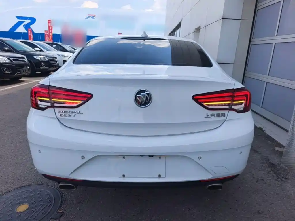 Buick Regal — миниатюра 6