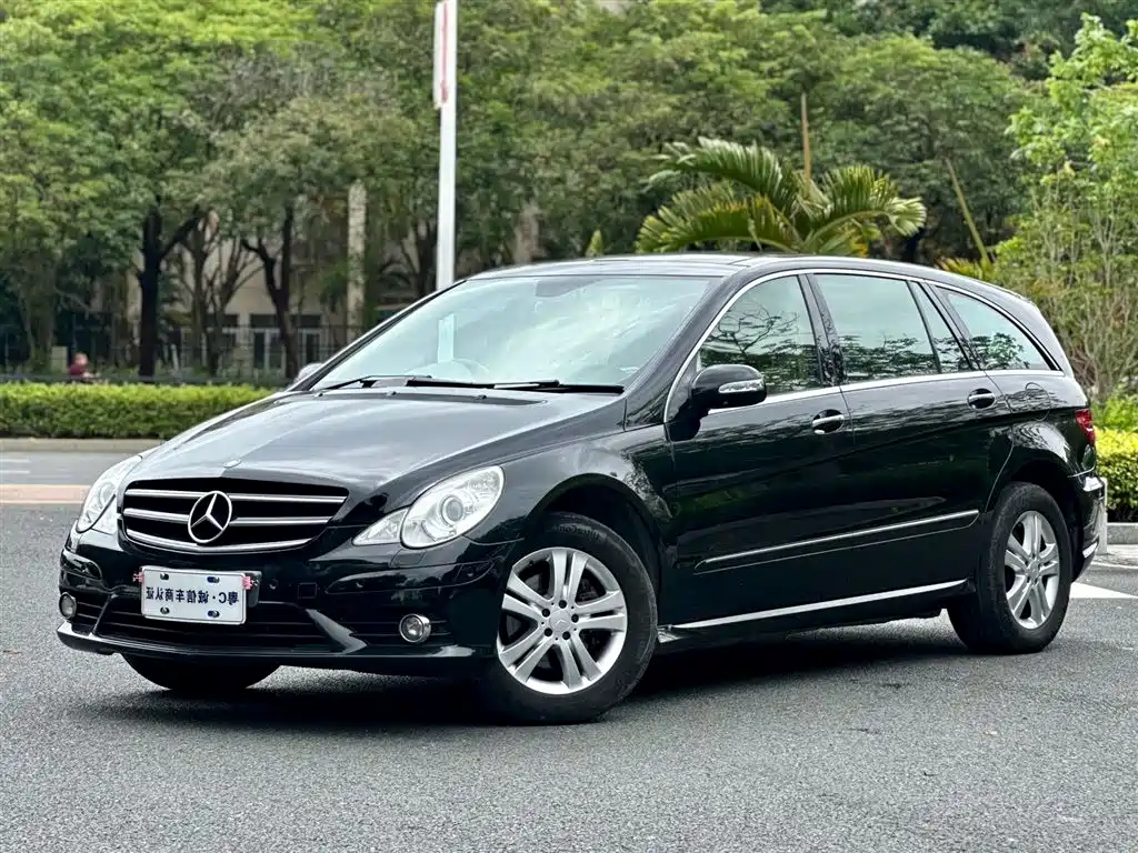 Mercedes-Benz R-Class 2010