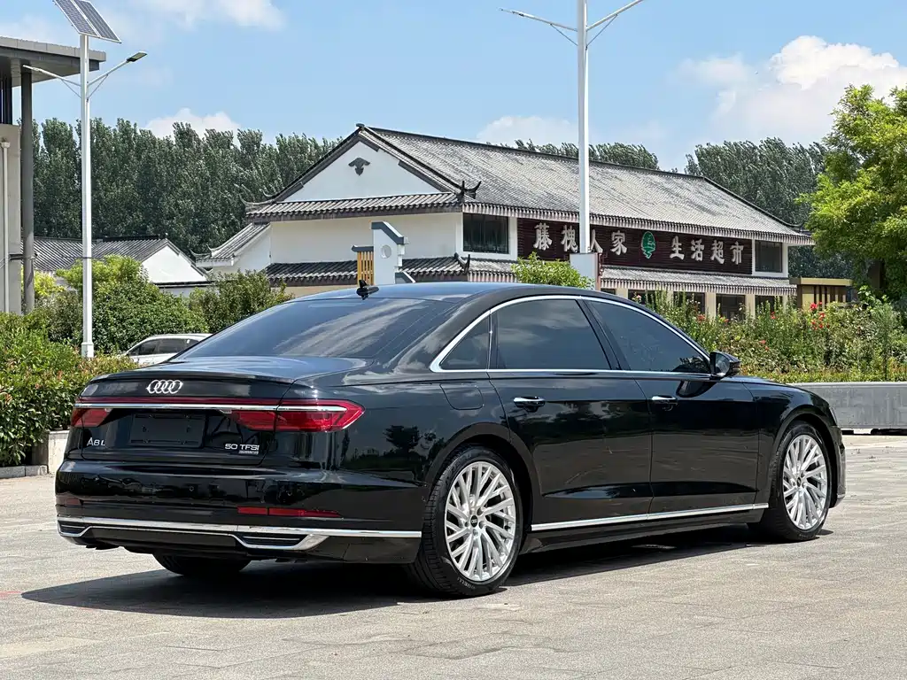 Audi A8 — миниатюра 18